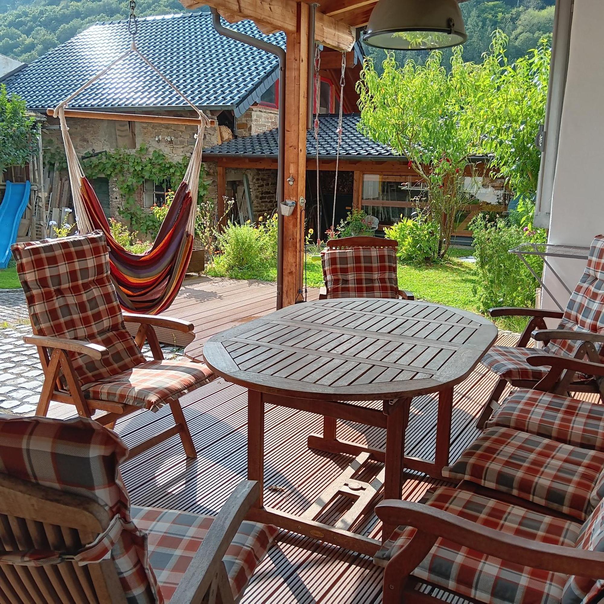 Eifler Brunnenhaus Villa Dumpelfeld Exterior foto